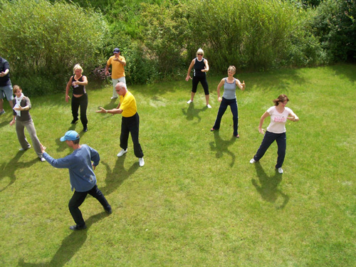 Tai Chi im Garten 1